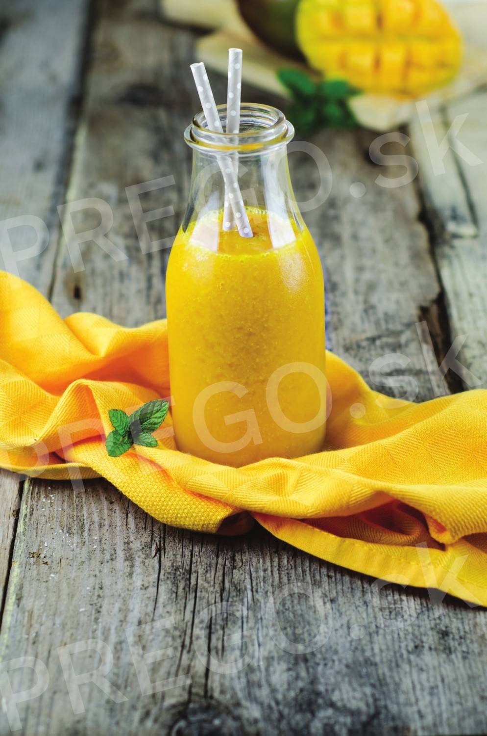 Osviežujúci ovocný nápoj Smoothie Mango